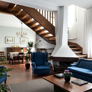 Casa Lunia Guesthouse